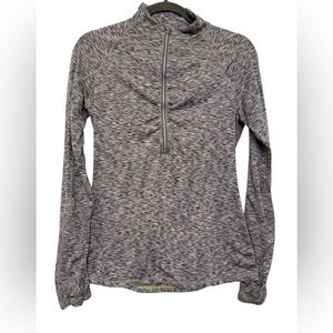 Athleta Mendoza Long Sleeved 1/2 Zip Top